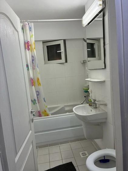 Garsonieră semidecomandată în Central