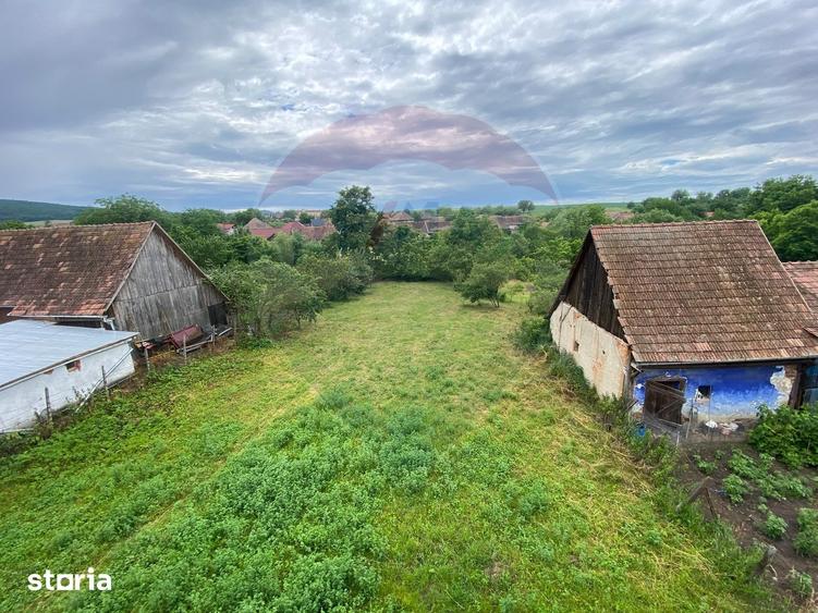 Casă cu 6 camere cu Teren 1400 Mp în Blăjel