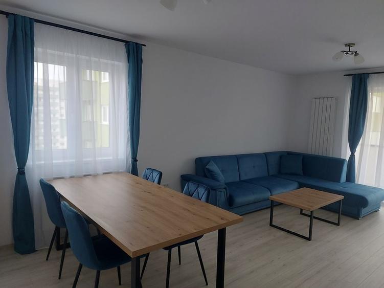 Apartament cu 2 camere în Tractorul