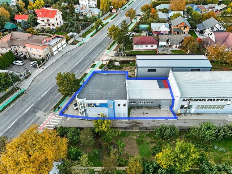Spațiu industrial, de 550 mp, în Calea Romanului