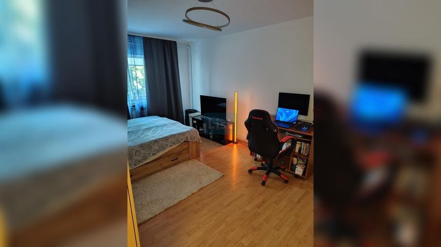Apartament 3 camere decomandat zona FSGA - 8