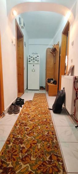 Apartament cu 2 camere decomandat în Est