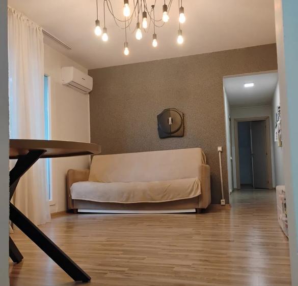 Apartament cu 3 camere semidecomandat în Brâncoveanu