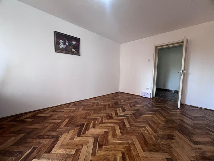 Apartament cu 2 camere circular în Minerul