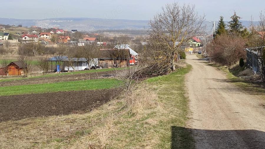 Teren de 8632 mp, în Sopor