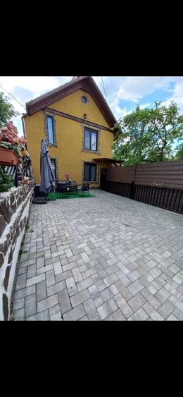 Casă cu 3 camere în Eroilor