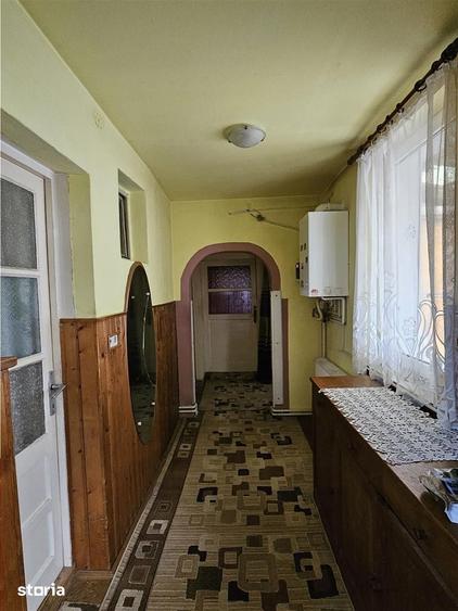 Casă cu 4 camere cu Teren 310 Mp în Lupeni