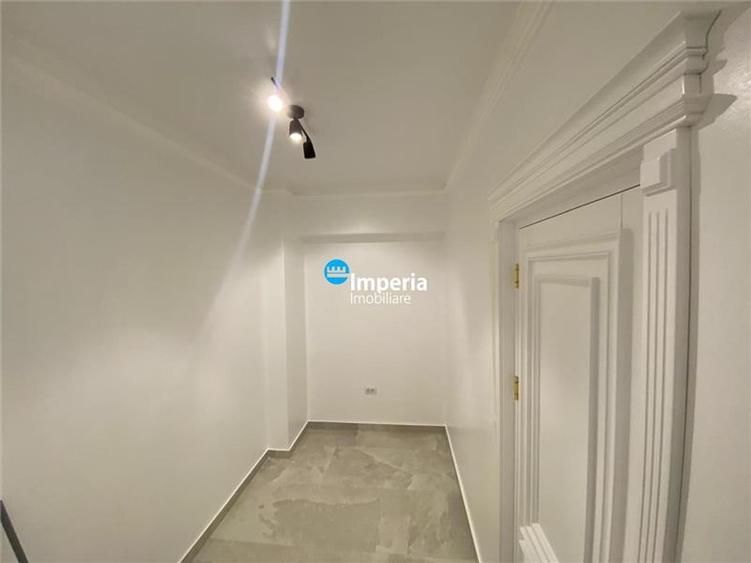Apartament cu 3 camere decomandat în Tătărași
