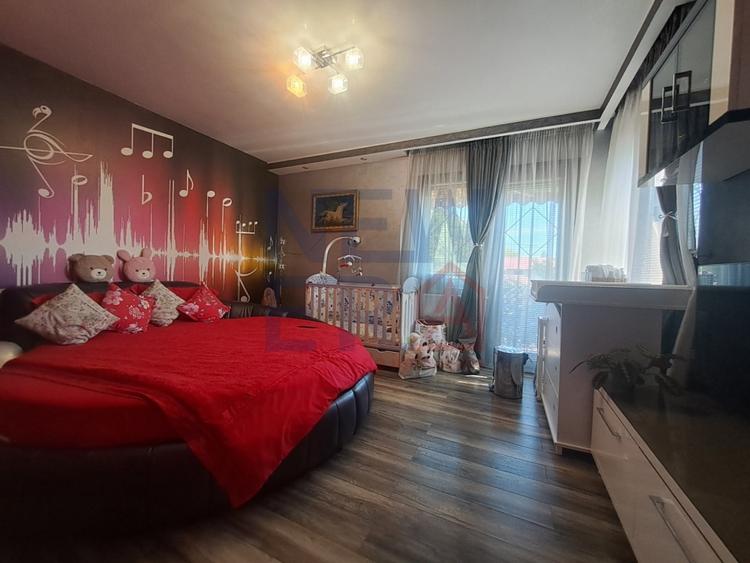 Casă individuală cu 7 camere cu Piscina în Popești-Leordeni