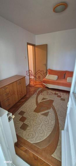 Apartament cu 3 camere, mobilat în Olimpia-Stadion