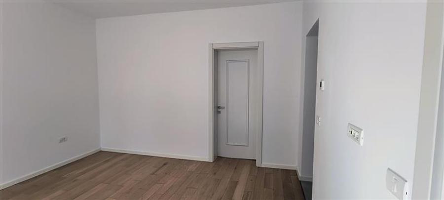 Apartament cu 2 camere semidecomandat în Mehala