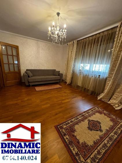 Apartament cu 2 camere decomandat în Sud
