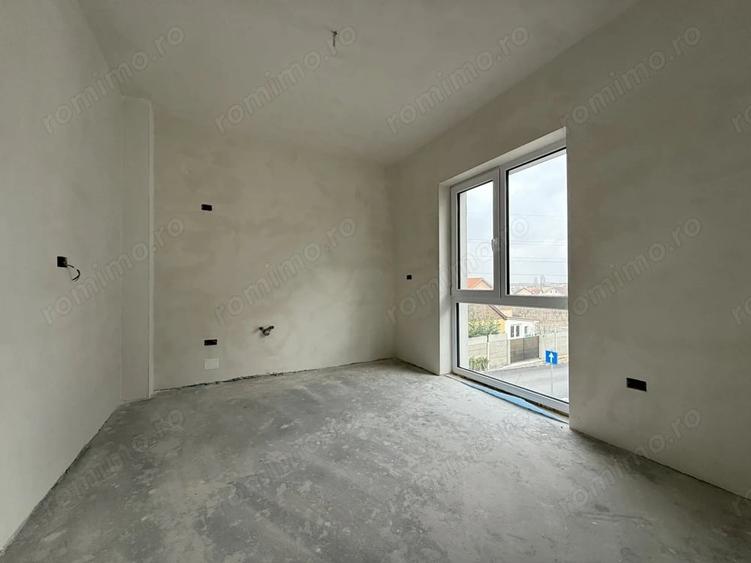 Apartament cu 2 camere semidecomandat în Sânmartin