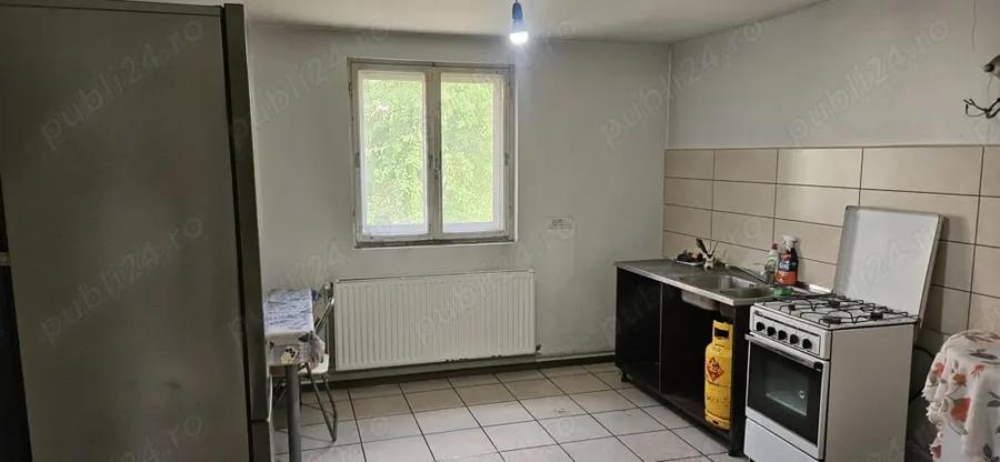 Casă cu 3 camere cu Teren 2985 Mp în Nițchidorf