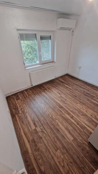 Apartament cu 3 camere decomandat în Galata