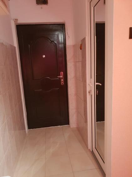 Garsonieră nedecomandată în Micro 19