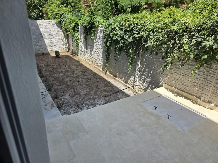 Casă cu 4 camere cu Canalizare în Theodor Pallady