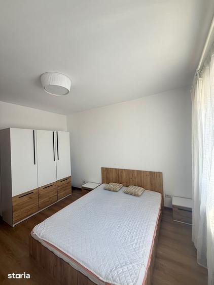 Apartament cu 2 camere decomandat în Roșu