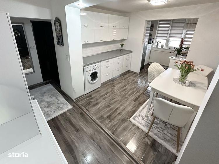 Apartament cu 2 camere decomandat în Central