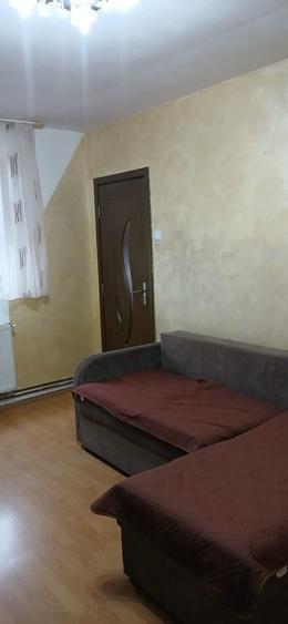 Apartament cu 2 camere nedecomandat în Central