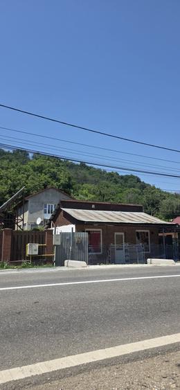 Casă cu 3 camere în Central