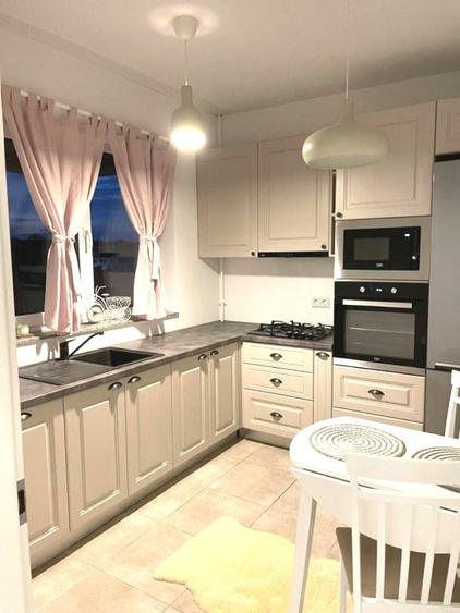 Apartament cu 2 camere decomandat, mobilat în Pipera
