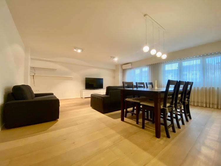 Apartament cu 3 camere decomandat în Nord-Est