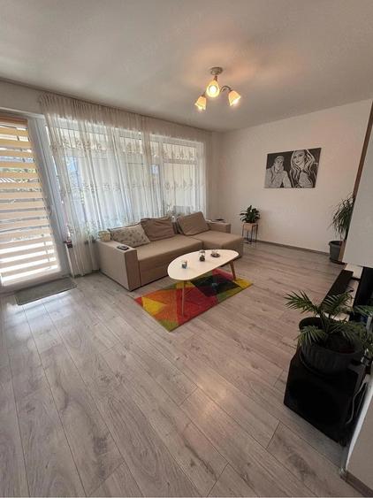 Apartament cu 2 camere semidecomandat în Valea Lupului