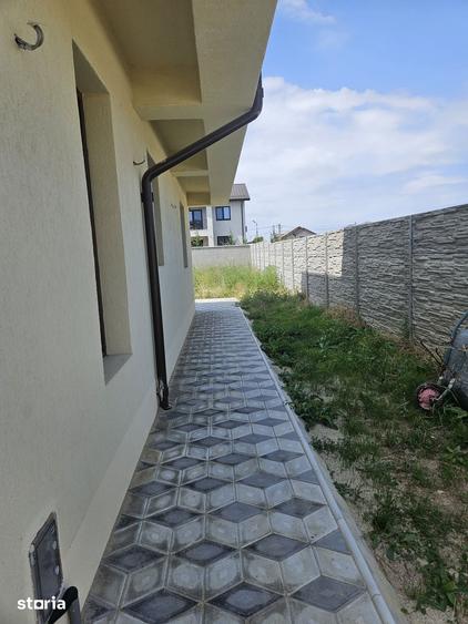 Casă cu 5 camere cu Teren 520 Mp în Dragomirești-Vale