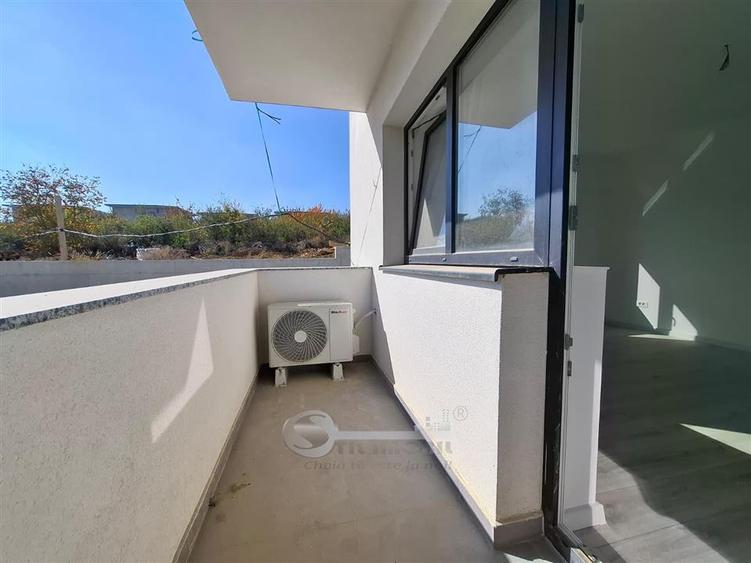 Apartament cu 3 camere decomandat în Galata
