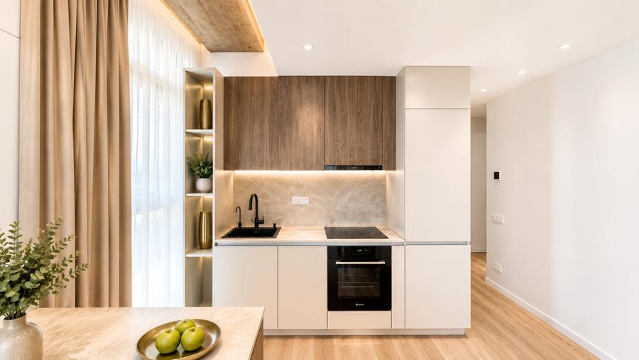 Apartament cu 3 camere semidecomandat, mobilat în Floreasca