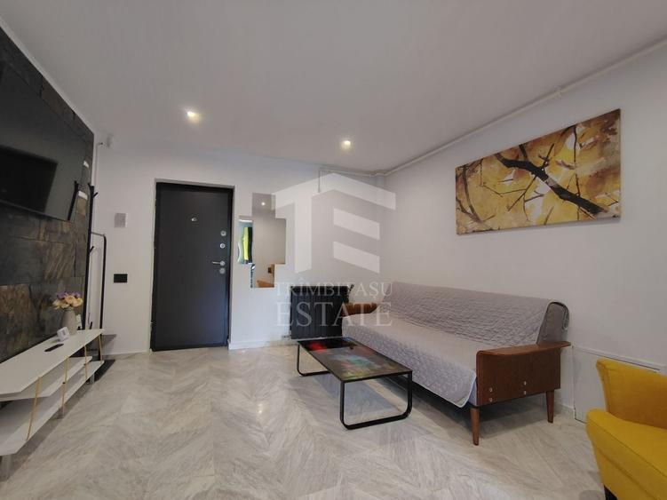 Apartament cu 2 camere semidecomandat, mobilat în Central