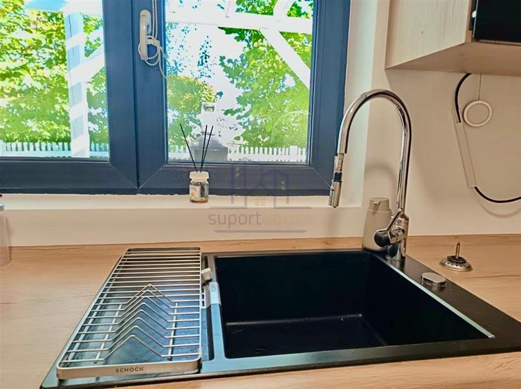 Casă cu 4 camere cu Teren 450 Mp în Albert