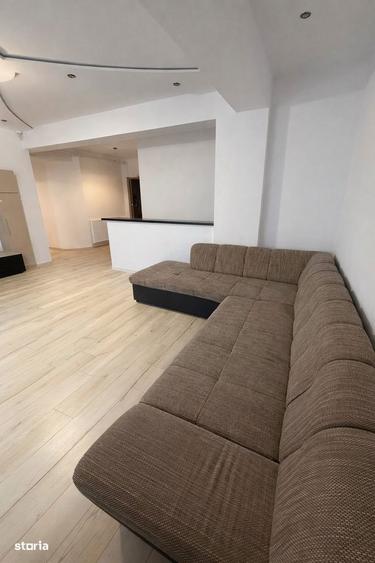 Apartament cu 3 camere, mobilat în Central