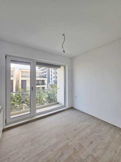 Apartament cu 3 camere semidecomandat în Mamaia-Sat