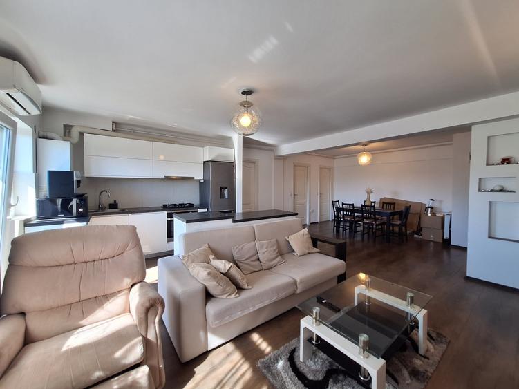 Apartament cu 2 camere semidecomandat, mobilat în Florești — fotografia 1