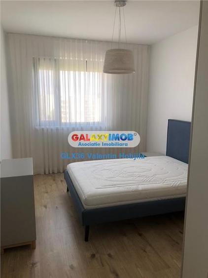 Apartament cu 3 camere semidecomandat, mobilat în Băneasa