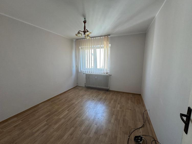 Apartament cu 2 camere circular în Drumul Taberei