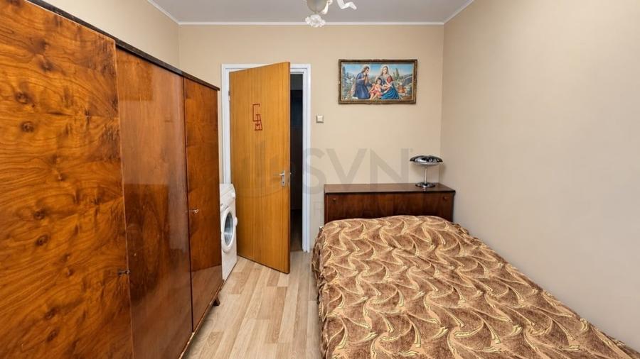 Apartament cu 3 camere decomandat, mobilat în Titan