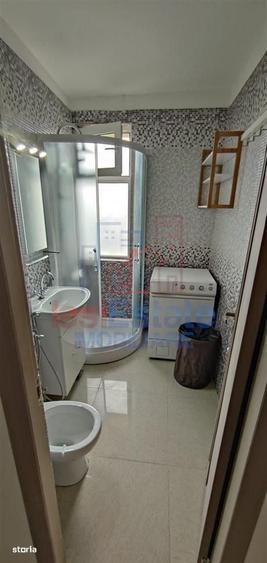 Apartament cu 2 camere decomandat în Piața Unirii