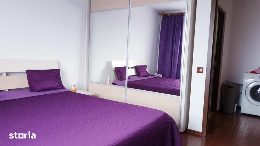 Apartament cu 3 camere decomandat în Inel II