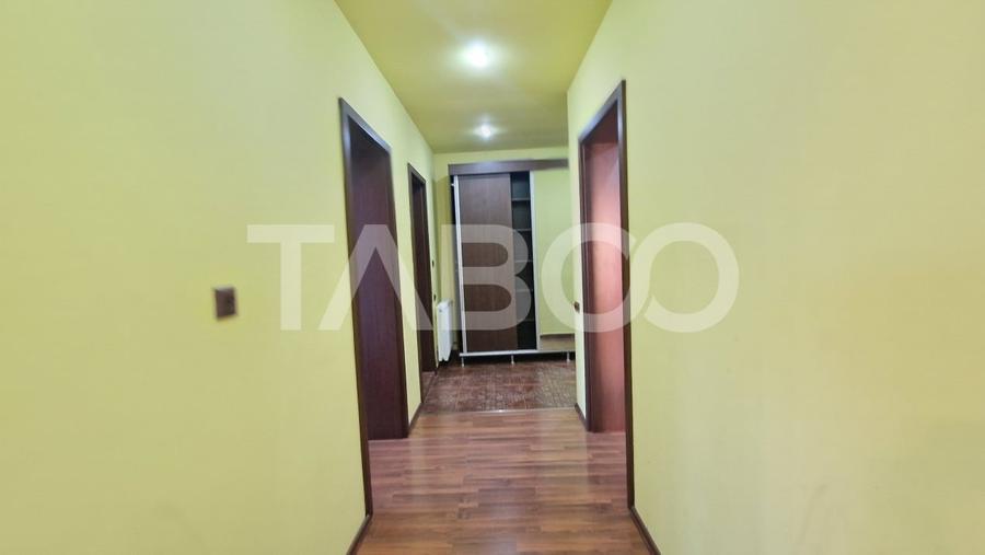 Apartament cu 2 camere decomandat, mobilat în Șelimbăr