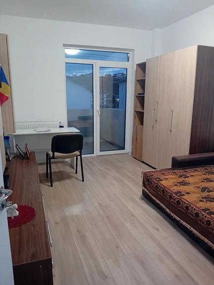 Garsonieră decomandată în Central