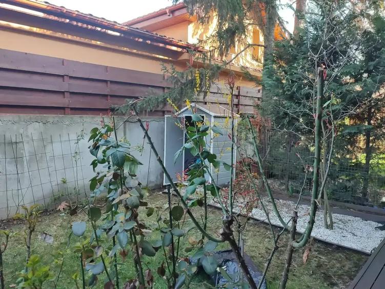 Apartament cu 4 camere decomandat, mobilat în Nord