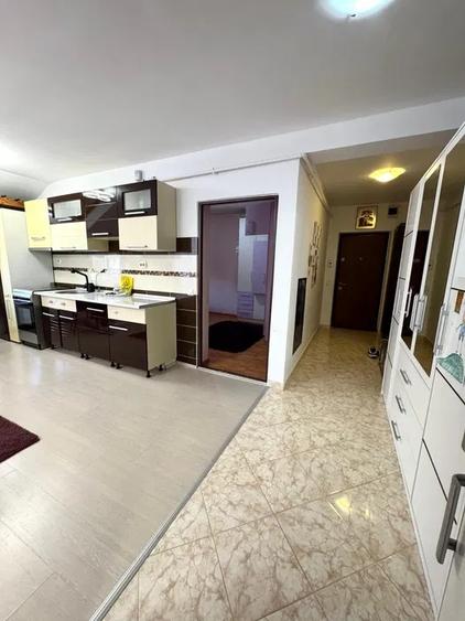 Apartament cu 2 camere decomandat, mobilat în Florești — fotografia 3