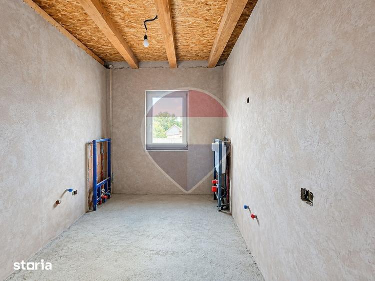 Casă cu 3 camere cu Teren 579 Mp în Faraoani