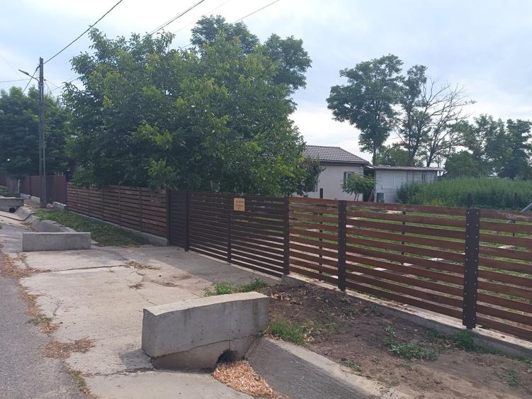 Casă cu 2 camere semidecomandat în Fundeni