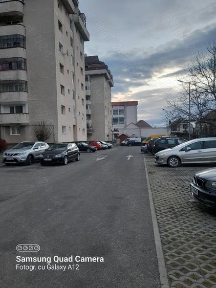 Apartament cu 2 camere semidecomandat în Turnișor