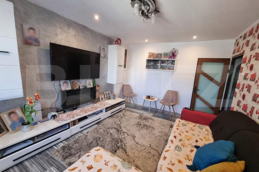 Apartament cu 3 camere decomandat, mobilat în Păcurari