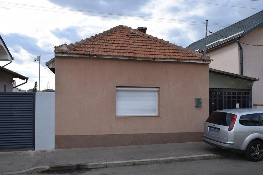 Casă cu 4 camere cu Teren 337 Mp în Central